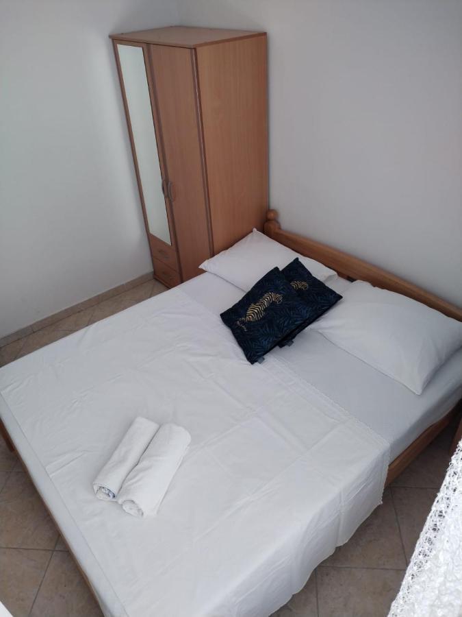 Apartments Dalmacija Podstrana Luaran gambar
