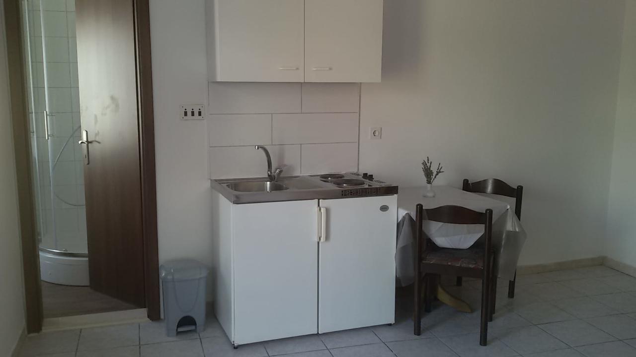 Apartments Dalmacija Podstrana Luaran gambar