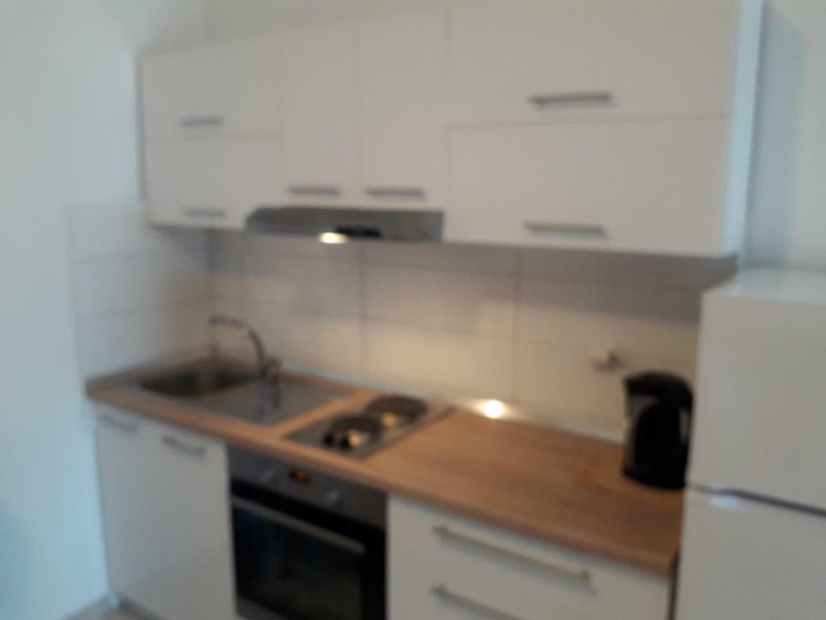 Apartments Dalmacija Podstrana Luaran gambar